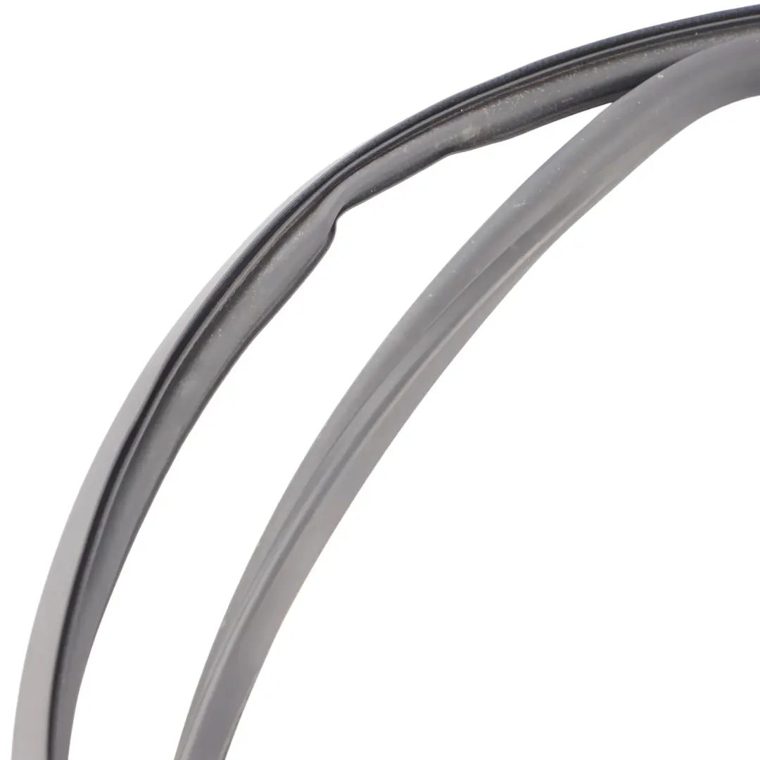 Panoramic Sunroof Interior Frame Seal Rubber Sealing Gasket to Audi Q5 FY with Part number 3G9877439 Audi Q5 FY Panoramic Sunroof Interior Frame Seal Rubber Sealing Gasket - SKU 3G9877439 - Part number 3G9877439