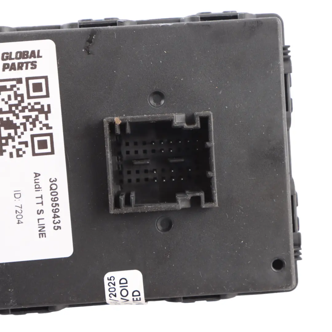 Entry Keyless Kessy Control Module Unit ECU to Audi TT FV with Part number 3Q0959435 Audi TT FV Entry Keyless Kessy Control Module Unit ECU - SKU 3Q0959435 - Part number 3Q0959435