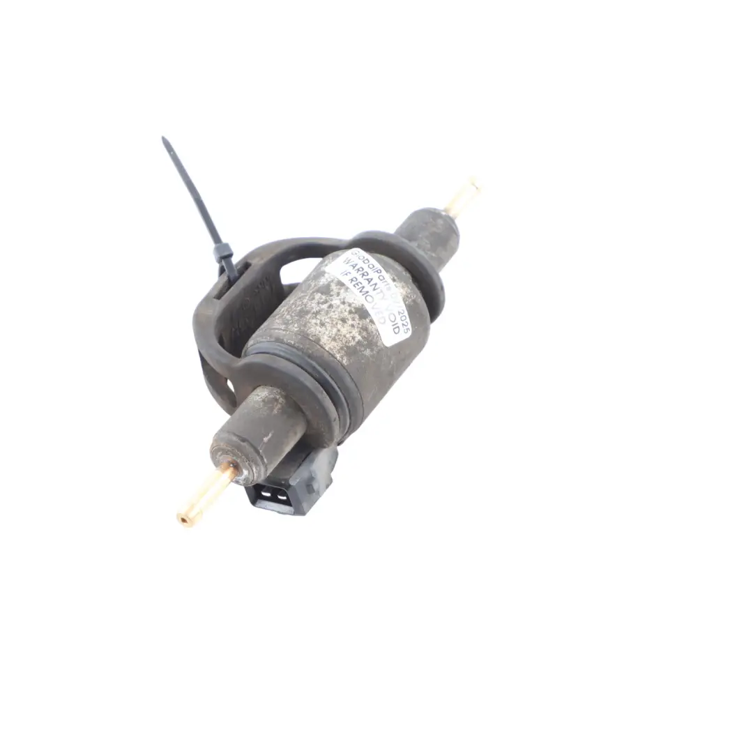 7L Webasto Pompa Carburante Dosatrice per Audi Q7 4L Volkswagen Touareg con numero di parte 4B0963303 Audi Q7 4L Volkswagen Touareg 7L Webasto Pompa Carburante Dosatrice - SKU 4B0963303 - Numero di parte 4B0963303