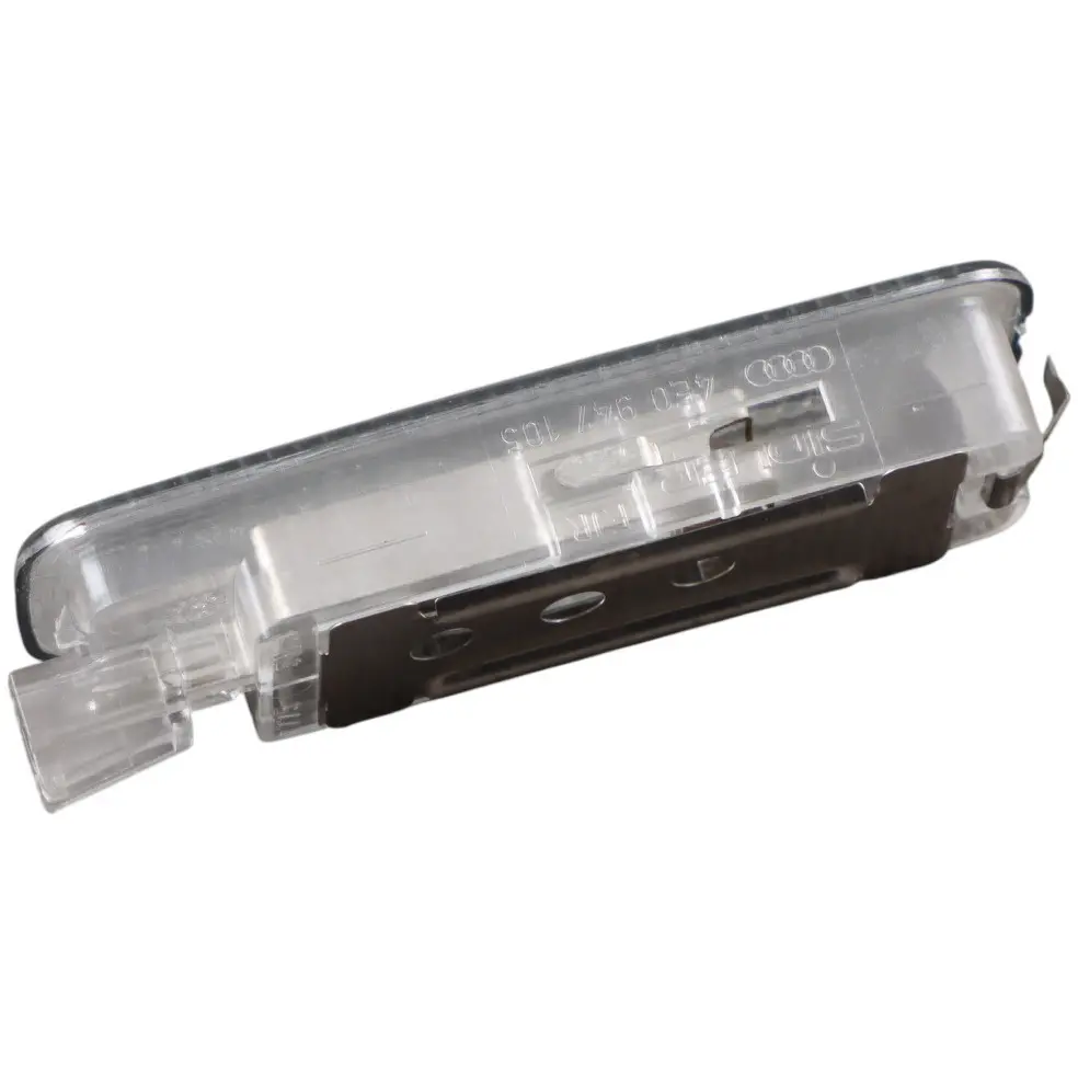 Éclairage Intérieur Pare Soleil Lampe Gauche Droite pour Audi TTS 8J à propos du numéro de pièce 4D0947105A Audi TTS 8J Éclairage Intérieur Pare Soleil Lampe Gauche Droite - SKU 4D0947105A - Numéro de pièce 4D0947105A