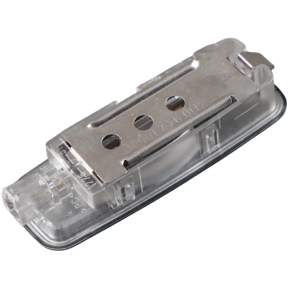 Éclairage Intérieur Pare Soleil Lampe Gauche Droite pour Audi TTS 8J à propos du numéro de pièce 4D0947105A Audi TTS 8J Éclairage Intérieur Pare Soleil Lampe Gauche Droite - SKU 4D0947105A - Numéro de pièce 4D0947105A