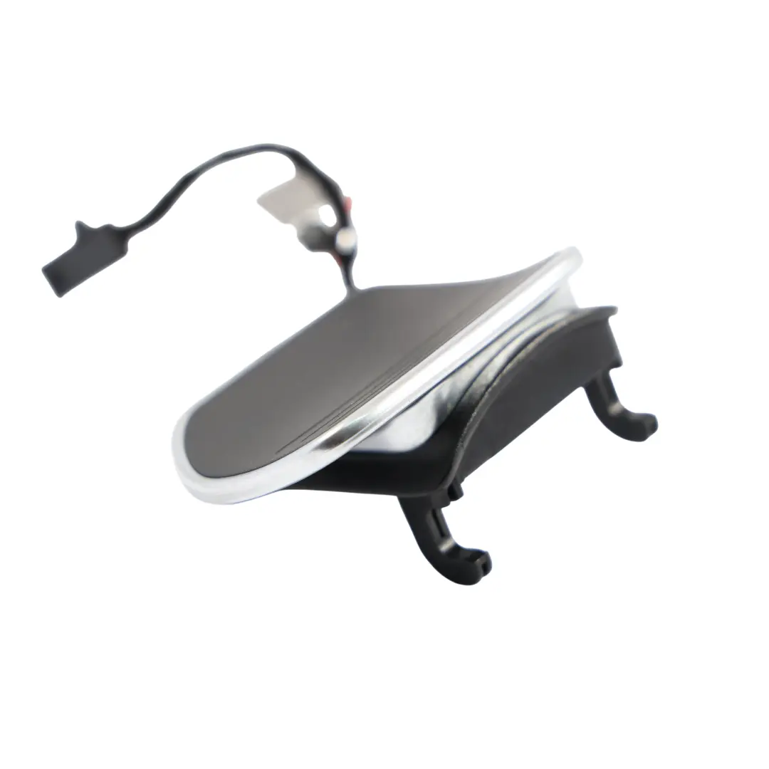 Palettes De Changement De Vitesse Au Volant Plus Droite Audi A5 8T - SKU 4E0951527AC - Numéro de pièce 4E0951527AC