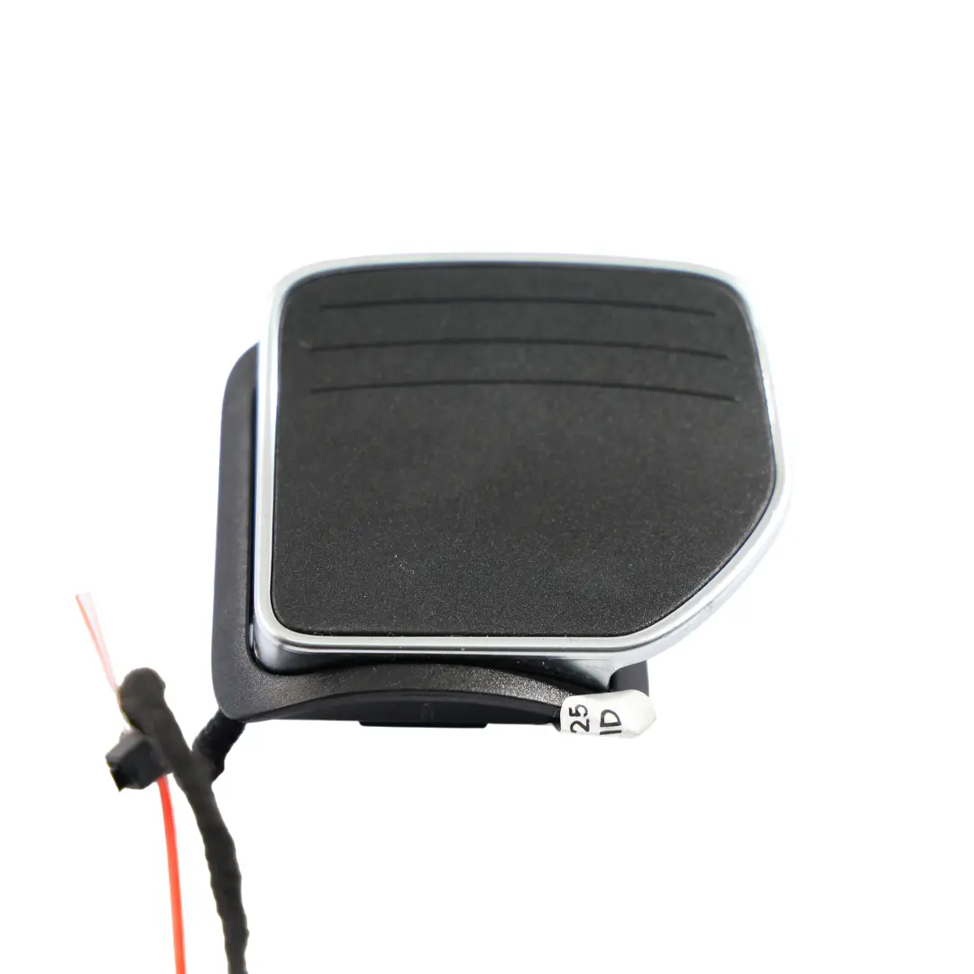 Palettes De Changement De Vitesse Au Volant Plus Droite Audi A5 8T - SKU 4E0951527AC - Numéro de pièce 4E0951527AC