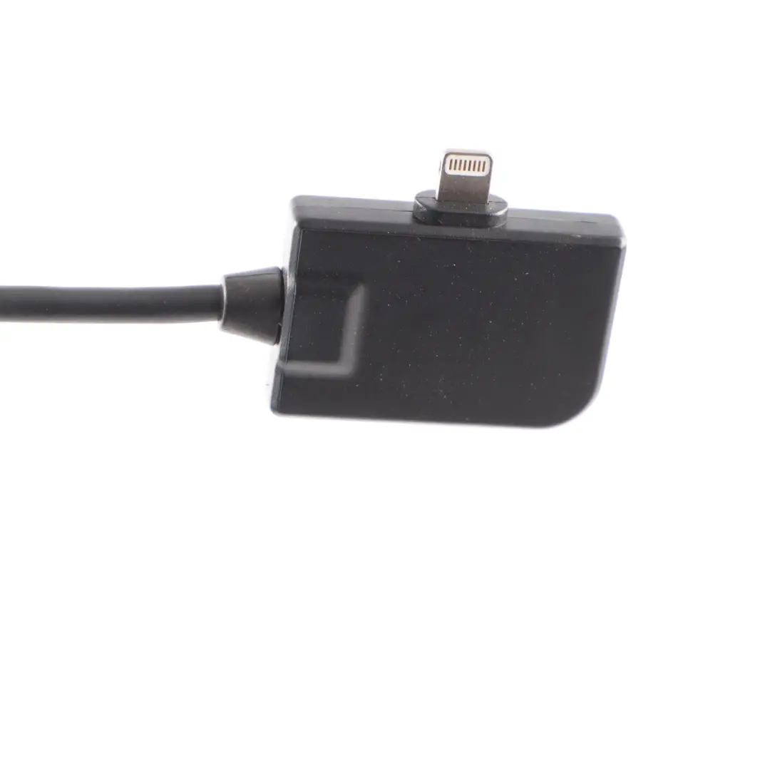 Adapter Kabla Przewodu Lightning do Audi A1 8X A4 B8 A6 C7 Q3 8U o numerze 4F0051510AL Audi A1 8X A4 B8 A6 C7 Q3 8U Adapter Kabla Przewodu Lightning - SKU 4F0051510AL - Numer Części 4F0051510AL