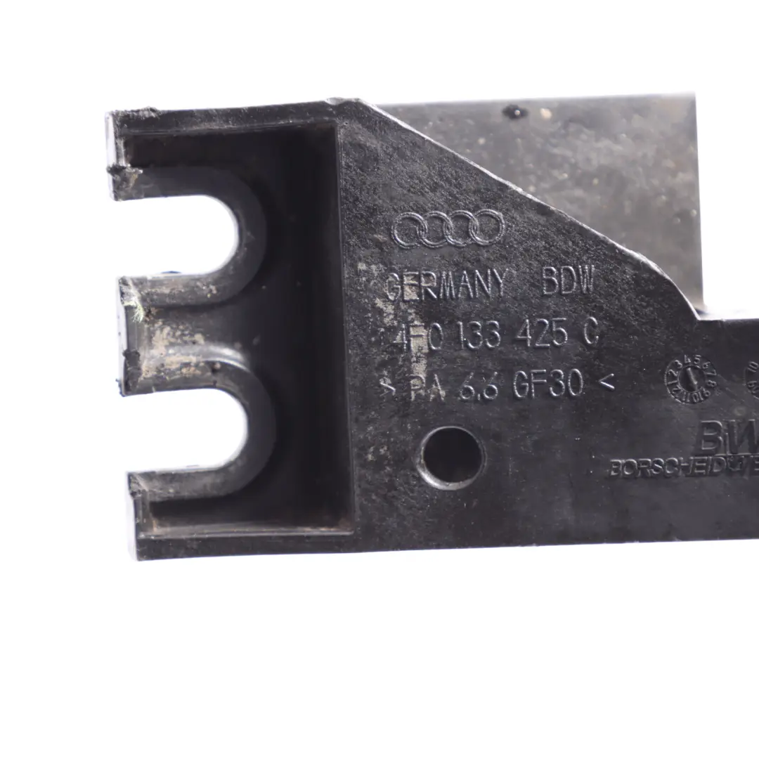 Secondary Air Pipe Hose Line to Audi A6 S6 C6 with Part number 4F0133425C Audi A6 S6 C6 Secondary Air Pipe Hose Line - SKU 4F0133425C - Part number 4F0133425C