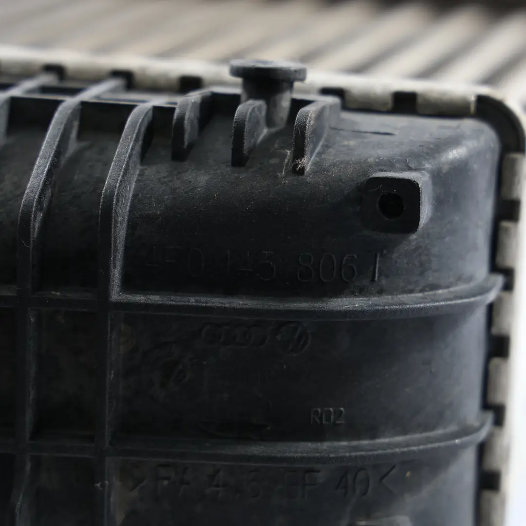 CANC Diesel Motor Kühler Ladeluftkühler Rechts für Audi A6 C6 2.7 TDI mit Teilenummer 4F0145806T Audi A6 C6 2.7 TDI CANC Diesel Motor Kühler Ladeluftkühler Rechts - SKU 4F0145806T - Teilenummer 4F0145806T