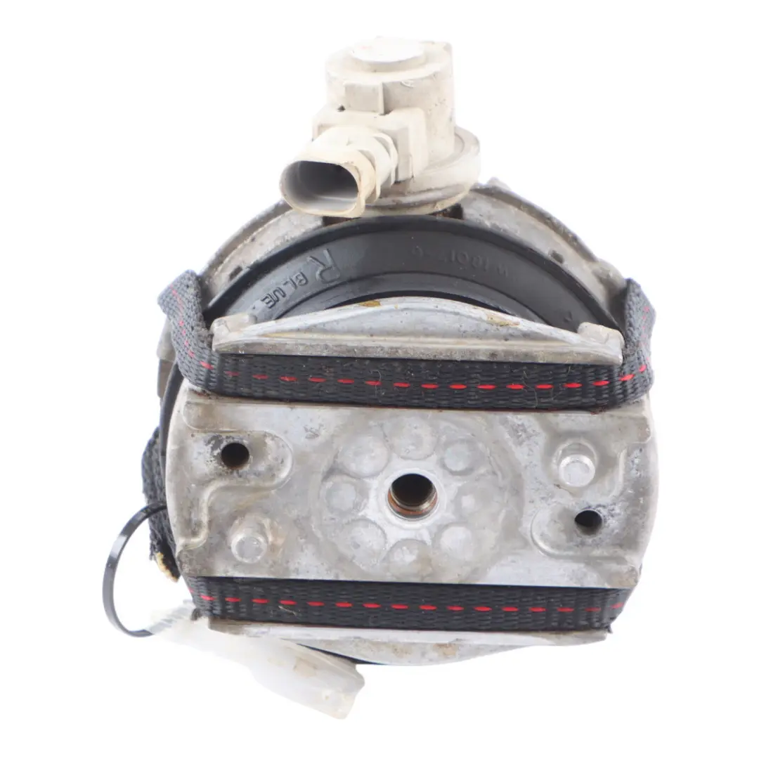 Mount Bracket Holder Support Right O/S to Audi S6 C6 Engine with Part number 4F0199382BP Audi S6 C6 Engine Mount Bracket Holder Support Right O/S - SKU 4F0199382BP - Part number 4F0199382BP