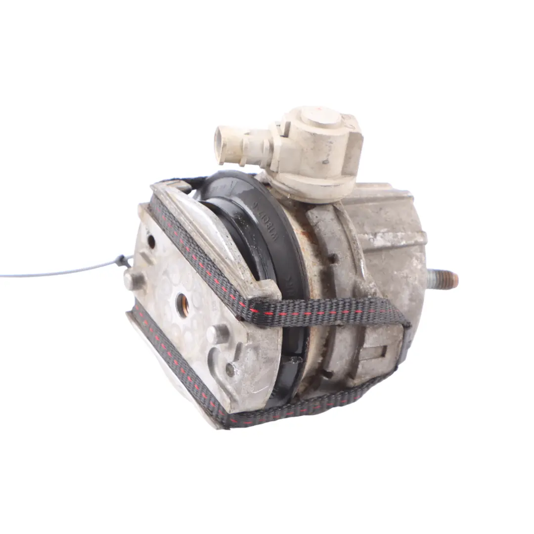 Mount Bracket Holder Support Right O/S to Audi S6 C6 Engine with Part number 4F0199382BP Audi S6 C6 Engine Mount Bracket Holder Support Right O/S - SKU 4F0199382BP - Part number 4F0199382BP