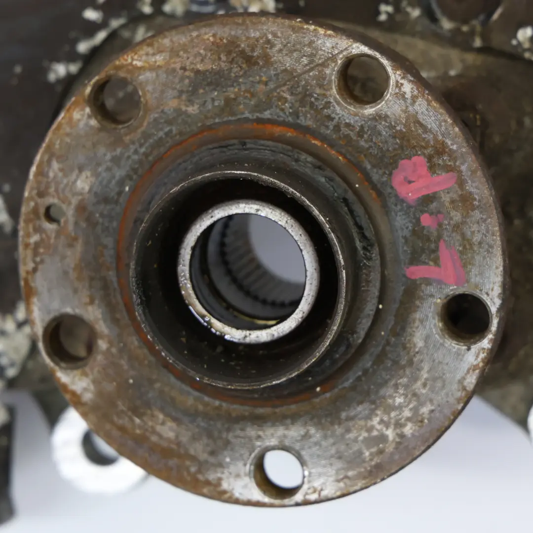 Vorder Rad Achs Schenkel Radnaben Befestigung Links für Audi A6 C6 mit Teilenummer 4F0407253H Audi A6 C6 Vorder Rad Achs Schenkel Radnaben Befestigung Links - SKU 4F0407253H - Teilenummer 4F0407253H