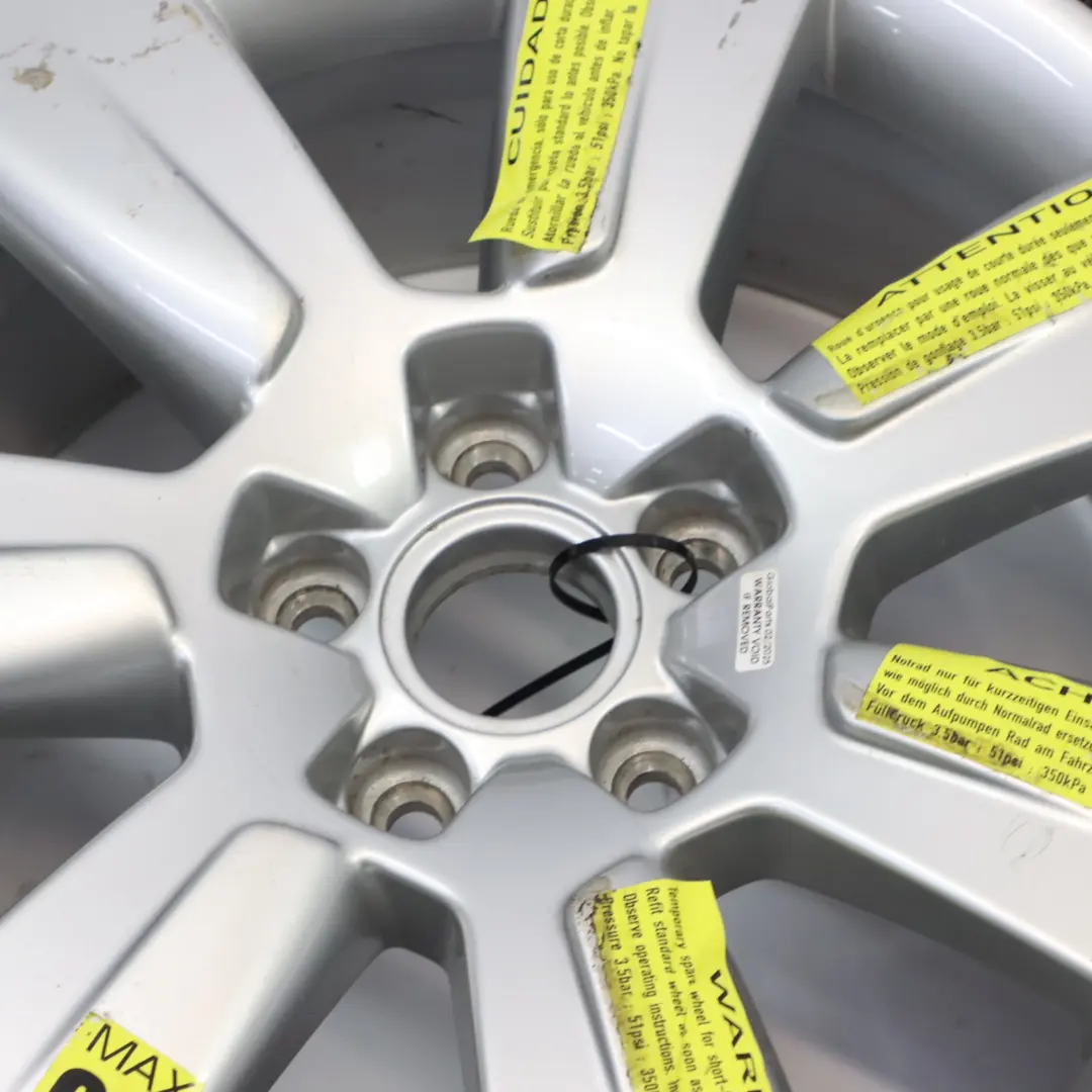 Ersatzrad Leichtmetallrad R17 4J Vredestein 205/60 7X17 für Audi A6 C6 mit Teilenummer 4F0601025AS Audi A6 C6 Ersatzrad Leichtmetallrad R17 4J Vredestein 205/60 7X17 - SKU 4F0601025AS - Teilenummer 4F0601025AS