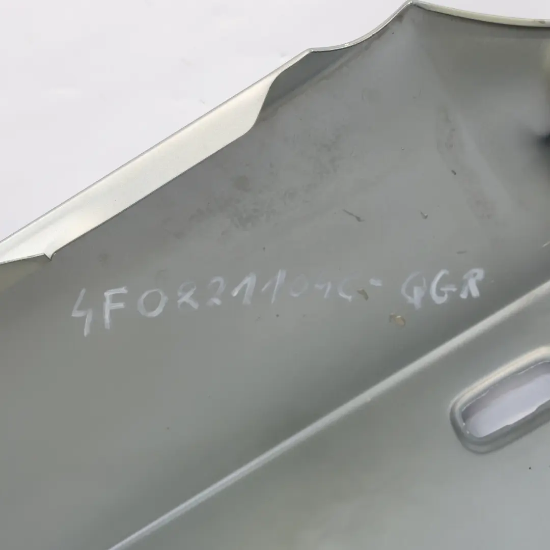 Panneau Latéral Avant Droit Aileron De Coffre Gris Quartz - Y7G pour Audi S6 C6 à propos du numéro de pièce 4F0821104C Audi S6 C6 Panneau Latéral Avant Droit Aileron De Coffre Gris Quartz - Y7G - SKU 4F0821104C-QGR - Numéro de pièce 4F0821104C