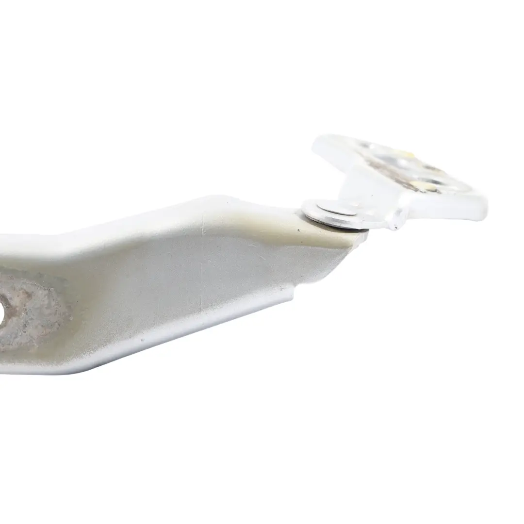 Charnière De Capot Avant Droite Couleur Argent Glacé X7W pour Audi A6 C6 à propos du numéro de pièce 4F0823302 Audi A6 C6 Charnière De Capot Avant Droite Couleur Argent Glacé X7W - SKU 4F0823302-ICS - Numéro de pièce 4F0823302