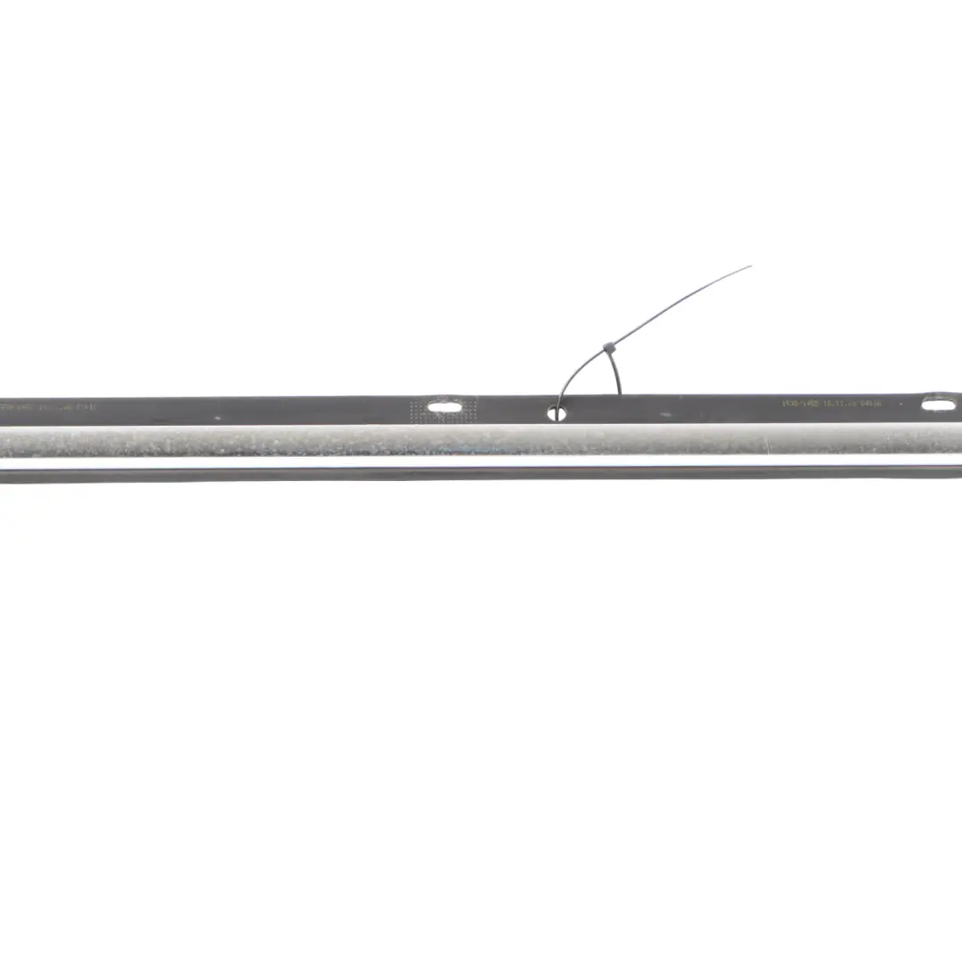 Listwa Szyby Drzwi Chromowana Lewy Przód do Audi S6 C6 o numerze 4F0853283C Audi S6 C6 Listwa Szyby Drzwi Chromowana Lewy Przód - SKU 4F0853283C - Numer Części 4F0853283C