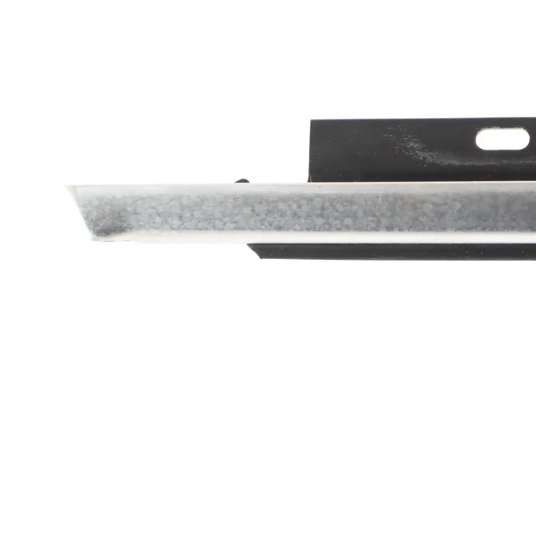 Moulure Porte Avant Droite Chromée pour Audi S6 C6 à propos du numéro de pièce 4F0853284C Audi S6 C6 Moulure Porte Avant Droite Chromée - SKU 4F0853284C - Numéro de pièce 4F0853284C