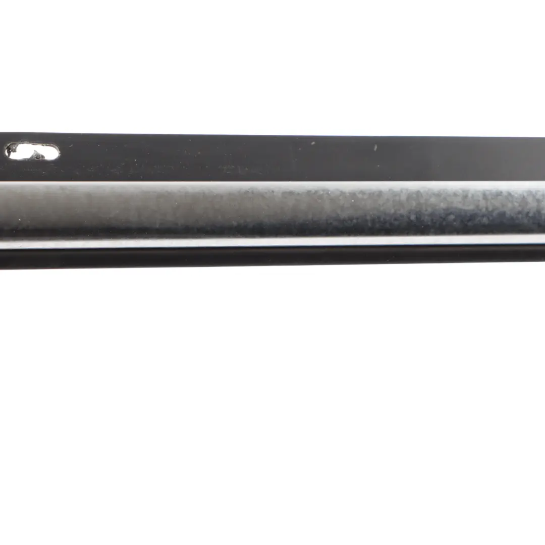 Modanatura Vetro Porta Cromata Anteriore Destra per Audi S6 C6 con numero di parte 4F0853284C Audi S6 C6 Modanatura Vetro Porta Cromata Anteriore Destra - SKU 4F0853284C - Numero di parte 4F0853284C