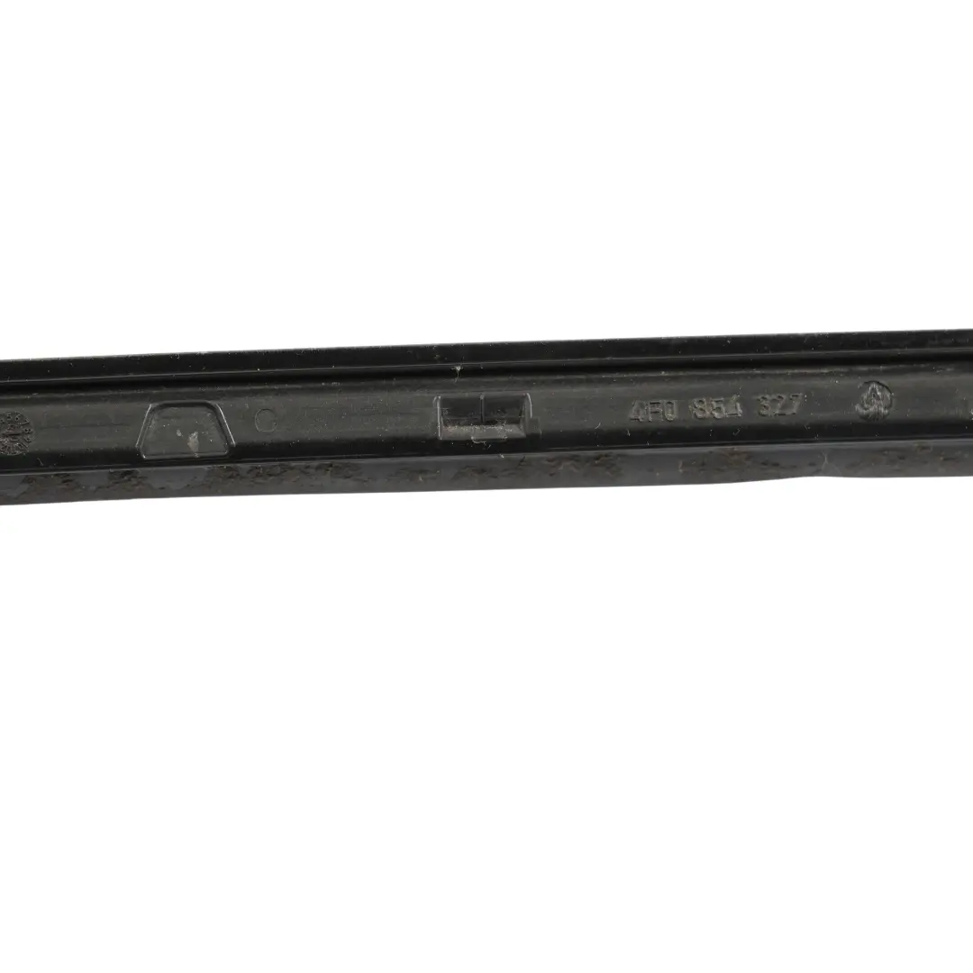 Parabrezza Anteriore Striscia Deflettore Acqua Sinistra per Audi A6 C6 con numero di parte 4F0854327 Audi A6 C6 Parabrezza Anteriore Striscia Deflettore Acqua Sinistra - SKU 4F0854327 - Numero di parte 4F0854327