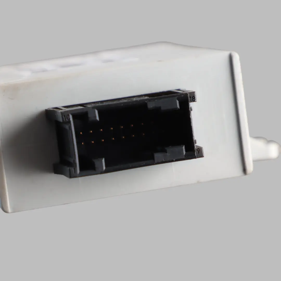 Audi Q7 4L ECU Moduł Sterownik Czujnika Ciśnienia W Oponach - SKU 4F0910274C - Numer Części 4F0910274C