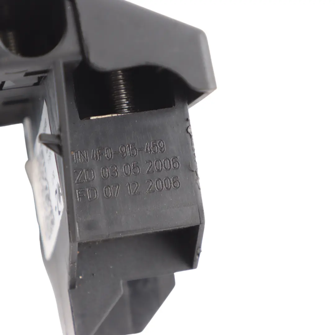 Batteria Positivo Più Polo Piombo Terminale Sovraccarico per Audi A6 C6 con numero di parte 4F0915459 Audi A6 C6 Batteria Positivo Più Polo Piombo Terminale Sovraccarico - SKU 4F0915459 - Numero di parte 4F0915459