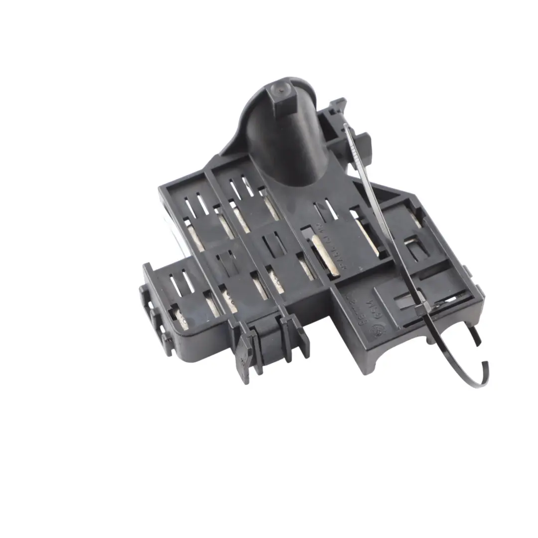 Wirie Cable Fuse Box Holder Support to Audi S6 C6 with Part number 4F0941824 Audi S6 C6 Wirie Cable Fuse Box Holder Support - SKU 4F0941824 - Part number 4F0941824