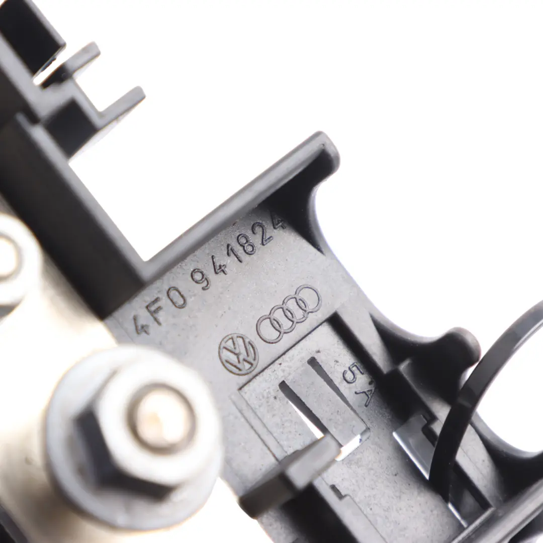 Wirie Kabel Sicherungskasten Halterung für Audi S6 C6 mit Teilenummer 4F0941824 Audi S6 C6 Wirie Kabel Sicherungskasten Halterung - SKU 4F0941824 - Teilenummer 4F0941824