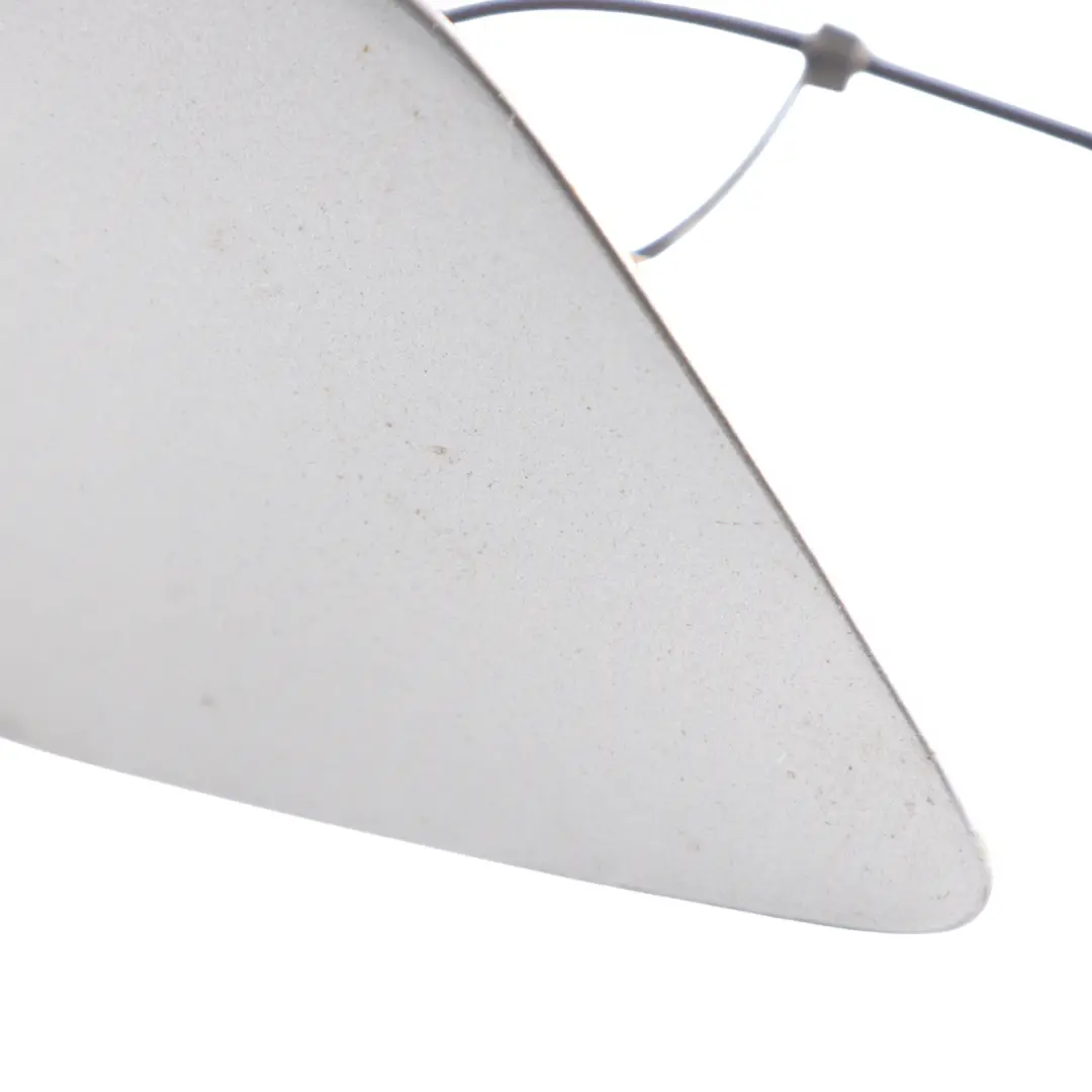 Headlight Washer Nozzle Cover Right O/S Quartz Grey Y7G to Audi A6 C6 with Part number 4F0955276 Audi A6 C6 Headlight Washer Nozzle Cover Right O/S Quartz Grey Y7G - SKU 4F0955276-QGR - Part number 4F0955276