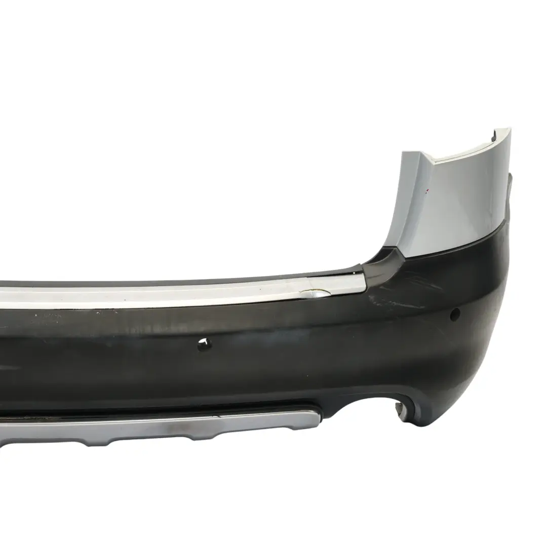 Zderzak Tył Tylny PDC Srebrny Ice Silver X7W do Audi A6 C6 Allroad o numerze 4F9807303C Audi A6 C6 Allroad Zderzak Tył Tylny PDC Srebrny Ice Silver X7W - SKU 4F9807303C-ICS - Numer Części 4F9807303C