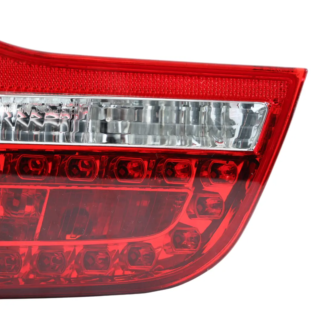 Rücklicht Lampe Heckklappe Rechts Innen LED für Audi A6 C6 Avant mit Teilenummer 4F9945094E Audi A6 C6 Avant Rücklicht Lampe Heckklappe Rechts Innen LED - SKU 4F9945094E-DEPO - Teilenummer 4F9945094E