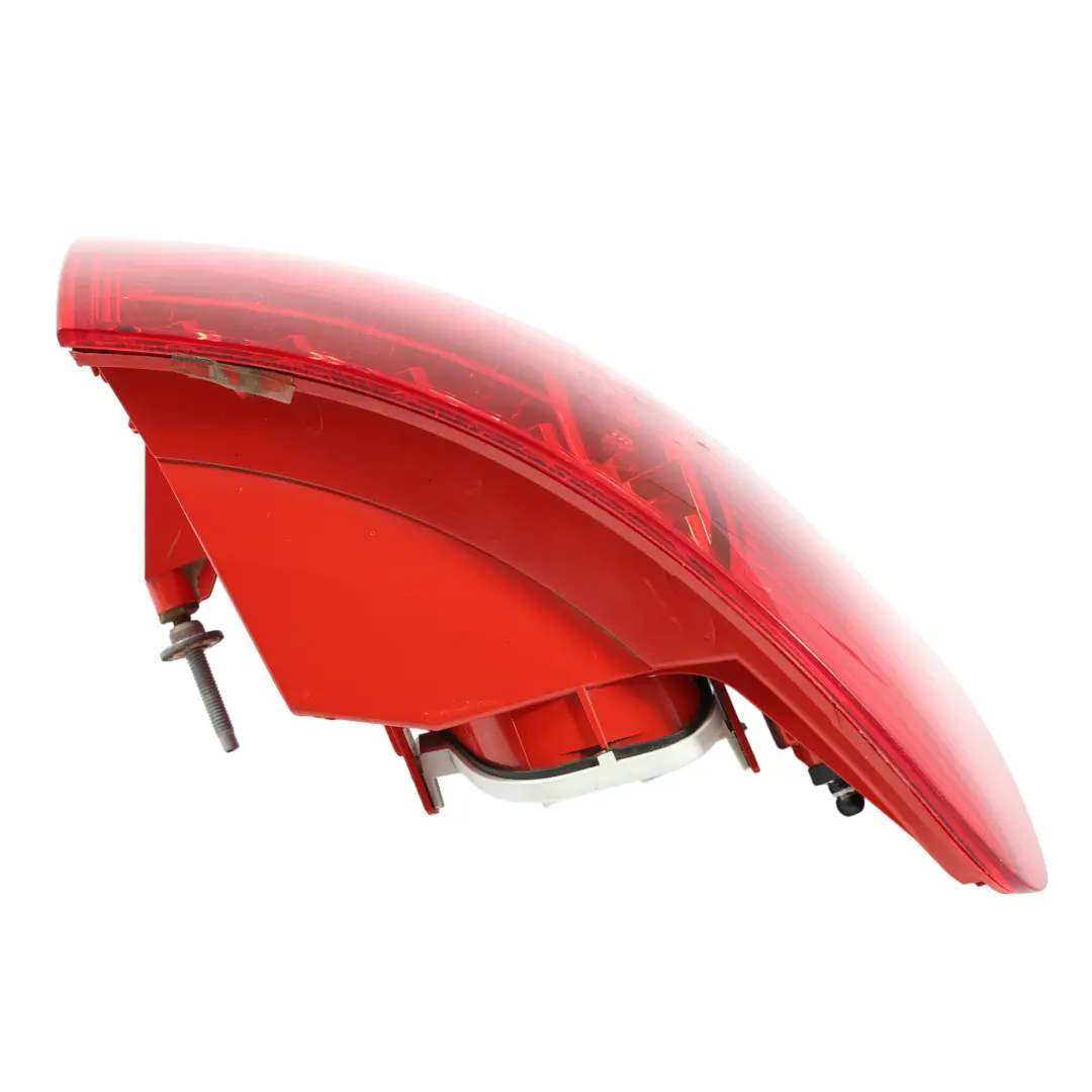 Rück Licht Lampe Heck Klappe Links Außen LED für Audi A6 C6 Avant mit Teilenummer 4F9945095E Audi A6 C6 Avant Rück Licht Lampe Heck Klappe Links Außen LED - SKU 4F9945095E - Teilenummer 4F9945095E
