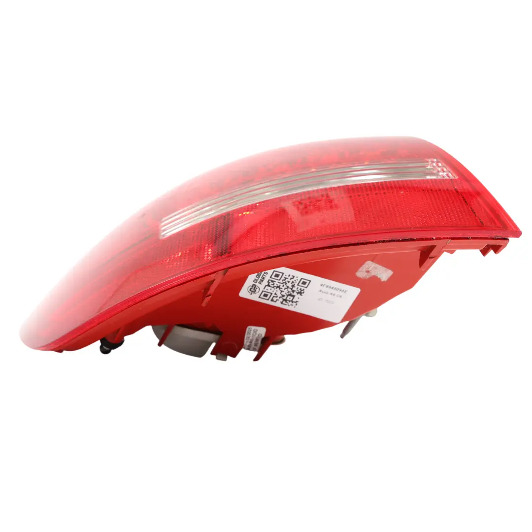 Fanale Posteriore Portellone Sinistro Esterno LED per Audi A6 C6 Avant con numero di parte 4F9945095E Audi A6 C6 Avant Fanale Posteriore Portellone Sinistro Esterno LED - SKU 4F9945095E - Numero di parte 4F9945095E