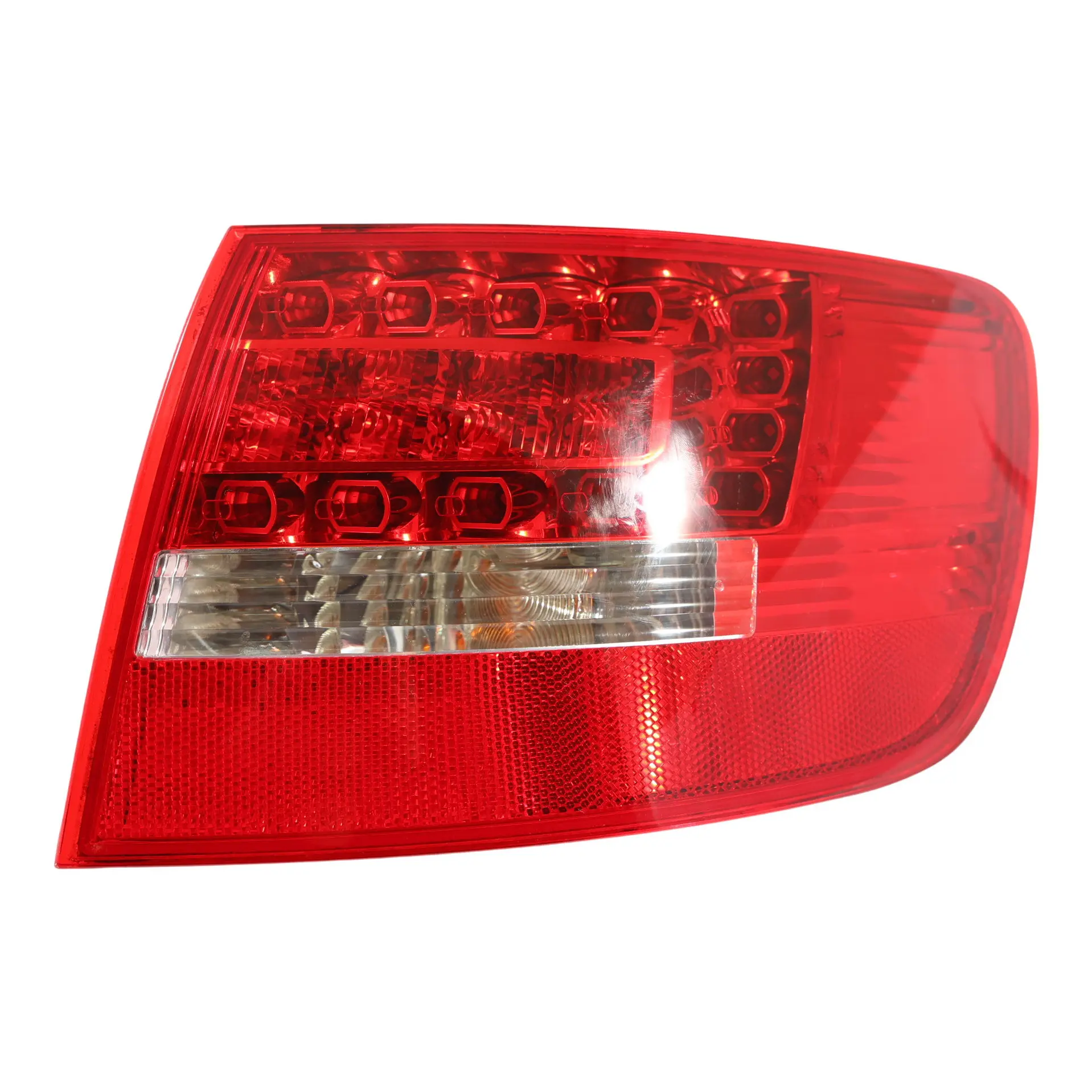 Audi A6 C6 Avant Rear Light Lamp Tailgate Right O/S Outer LED 4F9945096E