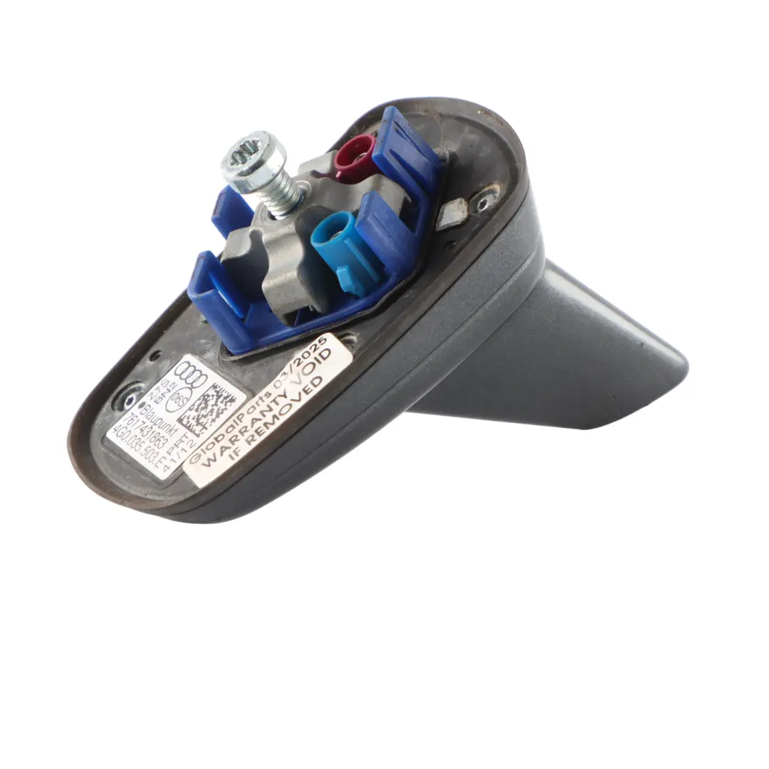 Antenna Amplificatore Tetto Shark Antenna Daytona Grigio - Z7S per Audi Q3 A5 A7 con numero di parte 4G0035503E Audi Q3 A5 A7 Antenna Amplificatore Tetto Shark Antenna Daytona Grigio - Z7S - SKU 4G0035503E-DGR - Numero di parte 4G0035503E