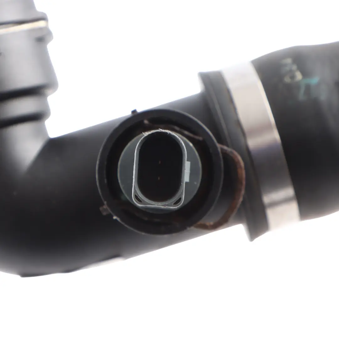 Audi A7 4G 3.0 TDI CDUD Tuyau Liquide Refroidissement Radiateur D'Eau - SKU 4G0121049L - Numéro de pièce 4G0121049L