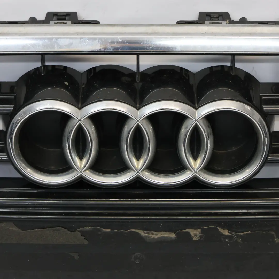 Front Bumper Radiator Centre Grille Cover Trim 4G0853653H to Audi RS6 C7 with Part number 4G0853651G Audi RS6 C7 Front Bumper Radiator Centre Grille Cover Trim 4G0853653H - SKU 4G0853651G - Part number 4G0853651G