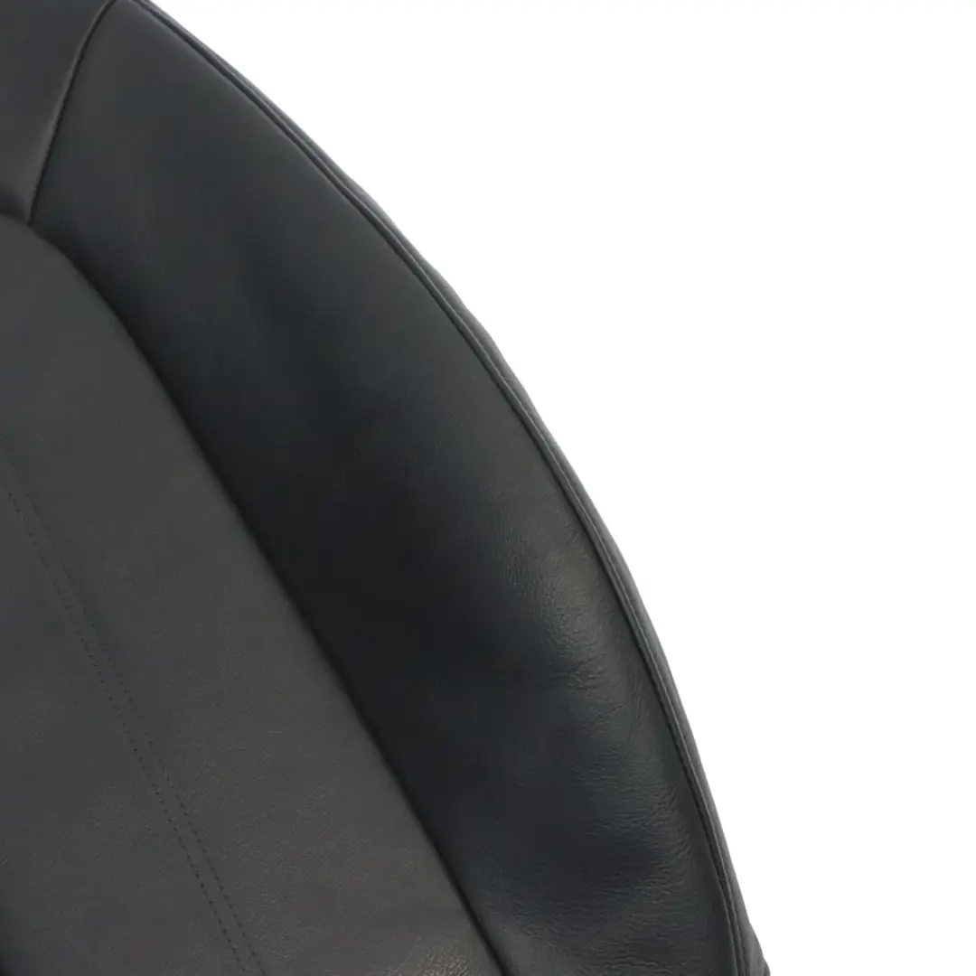 Revestimiento Respaldo Asiento Delantero Derecho Panel Cuero Negro para Audi A6 C7 con número de pieza 4G0881806D Audi A6 C7 Revestimiento Respaldo Asiento Delantero Derecho Panel Cuero Negro - SKU 4G0881806D - Número de pieza 4G0881806D