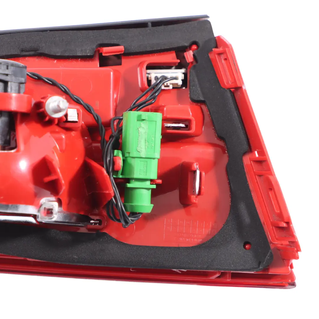 Luz Trasera LED Luz Interior Derecha TAIWAN para Audi A6 C7 con número de pieza 4G5945094A Audi A6 C7 Luz Trasera LED Luz Interior Derecha TAIWAN - SKU 4G5945094A-1 - Número de pieza 4G5945094A