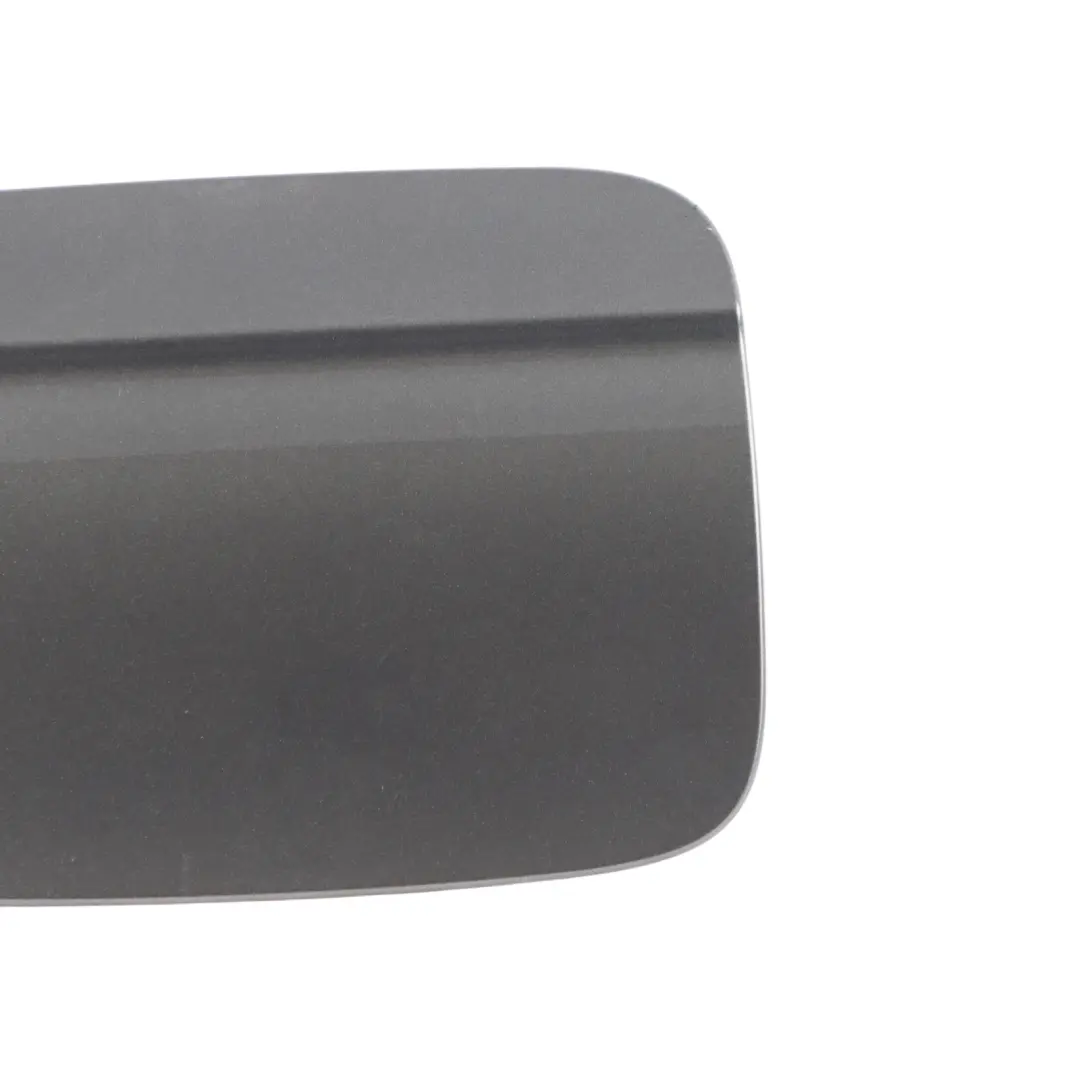 Audi A7 4G8 Couvercle De Trappe Réservoir Carburant Gris Daytona - Z7S - SKU 4G8809907-DGR - Numéro de pièce 4G8809907