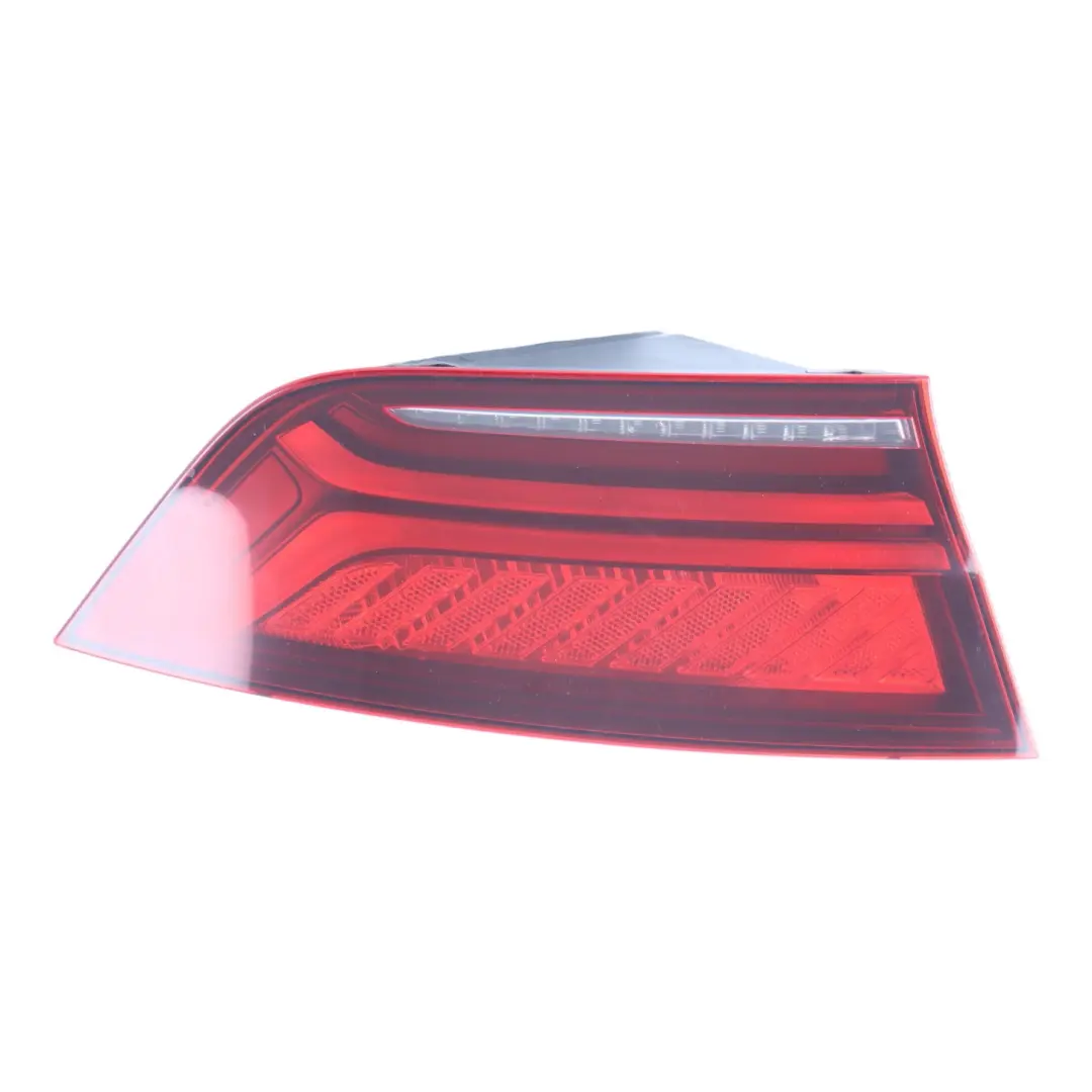 4G8 Lampa Zewnętrzna Tył Lewo do Audi A7 o numerze 4G8945095H Audi A7 4G8 Lampa Zewnętrzna Tył Lewo - SKU 4G8945095H - Numer Części 4G8945095H