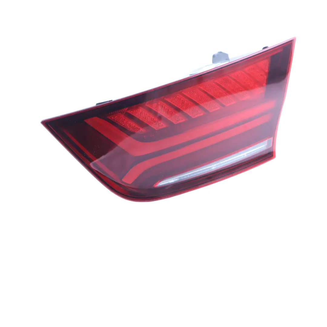 4G8 Lampa Zewnętrzna Tył Prawa do Audi A7 o numerze 4G8945096H Audi A7 4G8 Lampa Zewnętrzna Tył Prawa - SKU 4G8945096H - Numer Części 4G8945096H