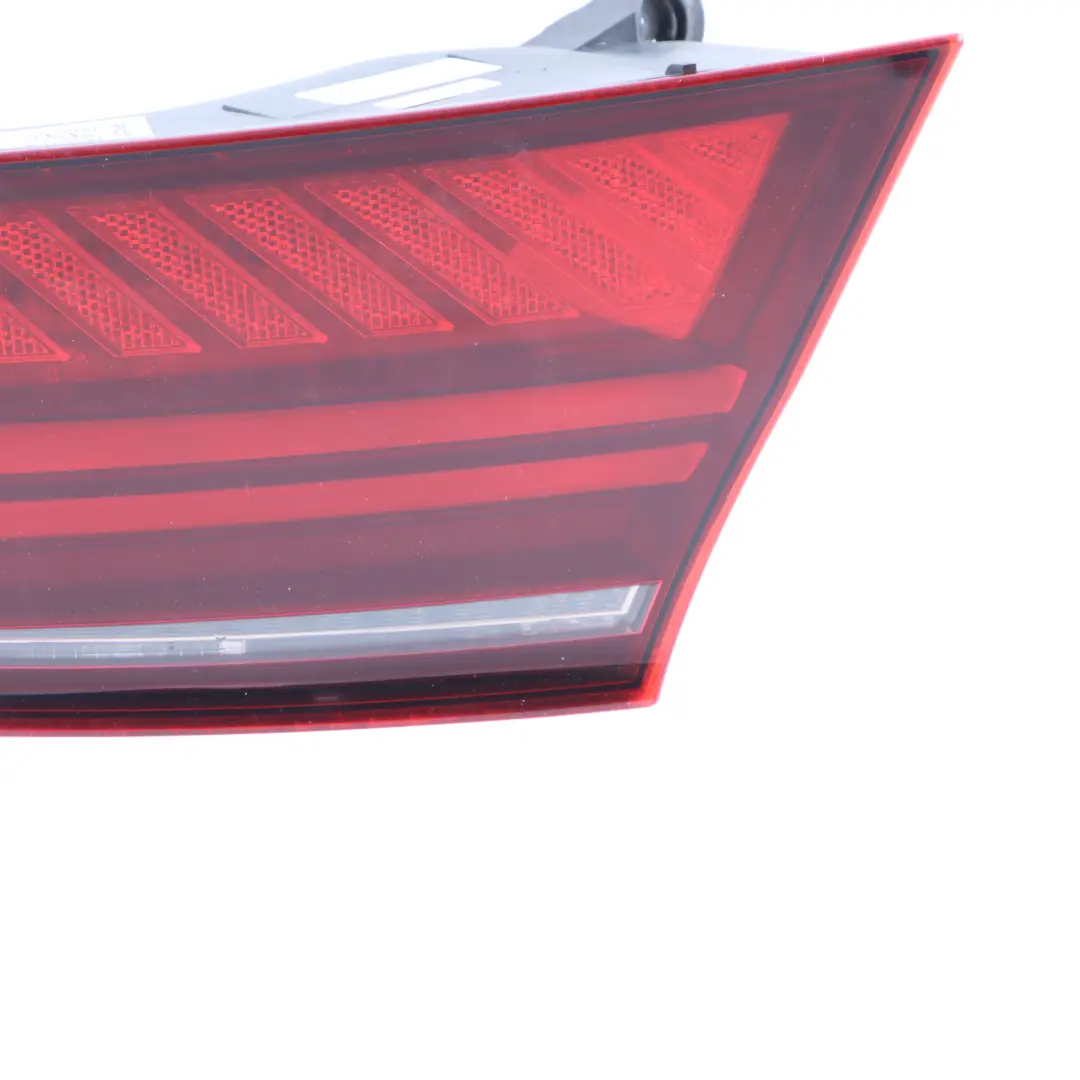 4G8 Guardabarros Trasero Exterior Luz Trasera LED Derecho para Audi A7 con número de pieza 4G8945096H Audi A7 4G8 Guardabarros Trasero Exterior Luz Trasera LED Derecho - SKU 4G8945096H - Número de pieza 4G8945096H