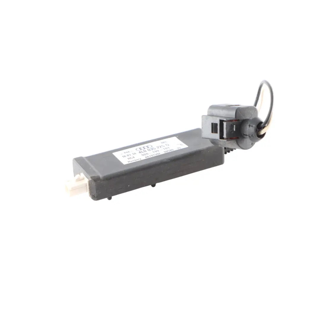 Audi Q7 4L Aerial Antenna Amplifier Booster Unit Module - SKU 4L0035225Q - Part number 4L0035225Q
