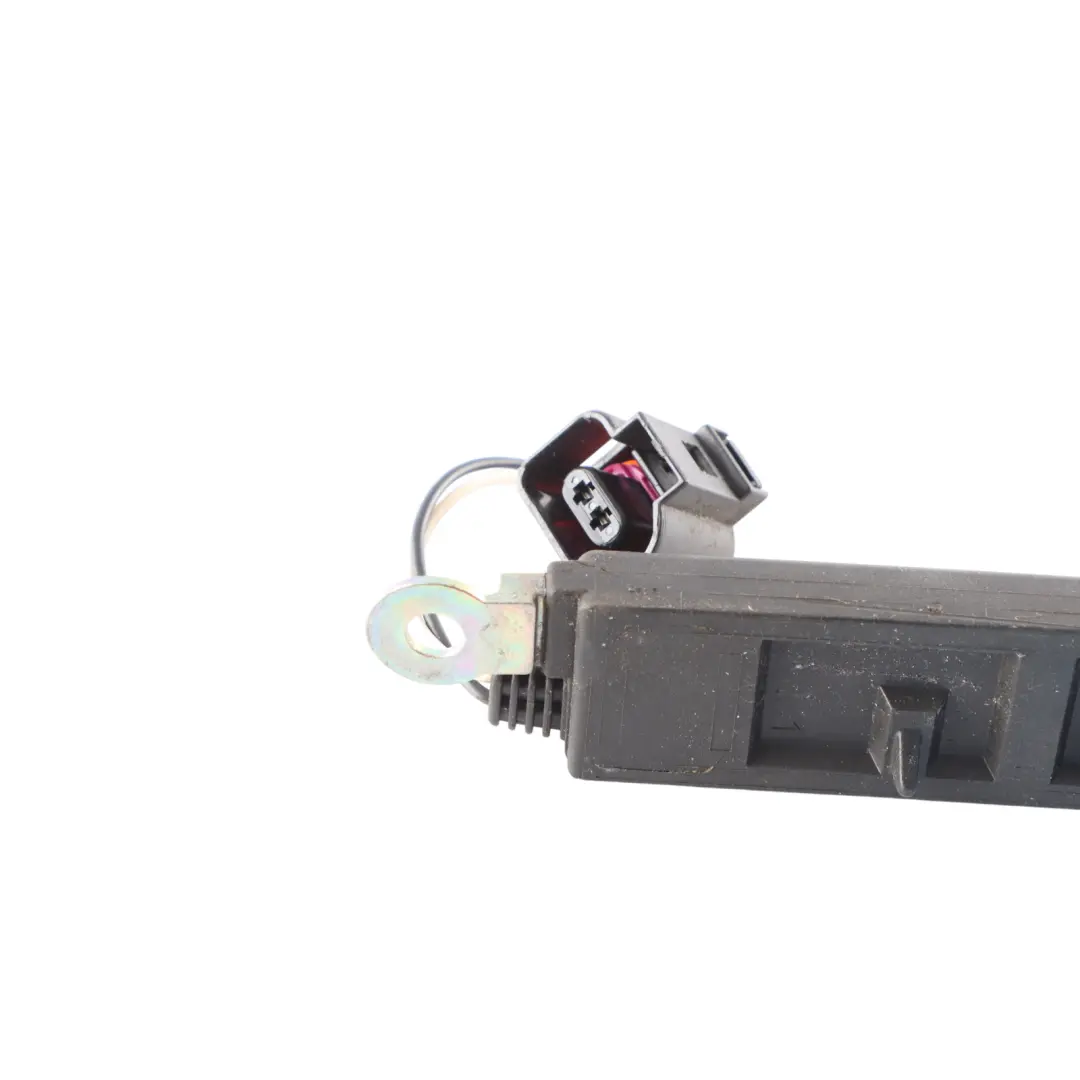 Antenne Antennenverstärker Booster Unit Modul für Audi Q7 4L mit Teilenummer 4L0035225Q Audi Q7 4L Antenne Antennenverstärker Booster Unit Modul - SKU 4L0035225Q - Teilenummer 4L0035225Q