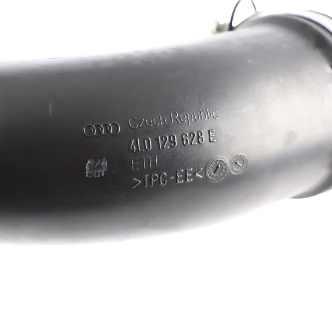 Luftansaugrohr Audi Q7 4L 3.0 TDI Turbo Luftschlauchleitung Staub für mit Teilenummer 4L0129628E Luftansaugrohr Audi Q7 4L 3.0 TDI Turbo Luftschlauchleitung Staub - SKU 4L0129628E - Teilenummer 4L0129628E