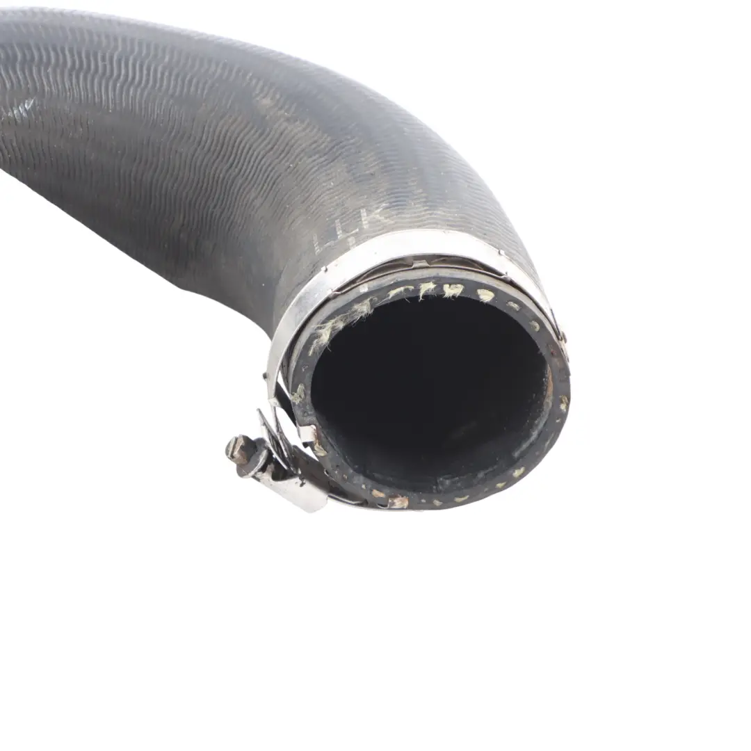 Lade Luft Kühler Ansaug Schlauch für Audi A7 4L 3.0 TDI Quattro Turbo mit Teilenummer 4L0145972A Audi A7 4L 3.0 TDI Quattro Turbo Lade Luft Kühler Ansaug Schlauch - SKU 4L0145972A - Teilenummer 4L0145972A