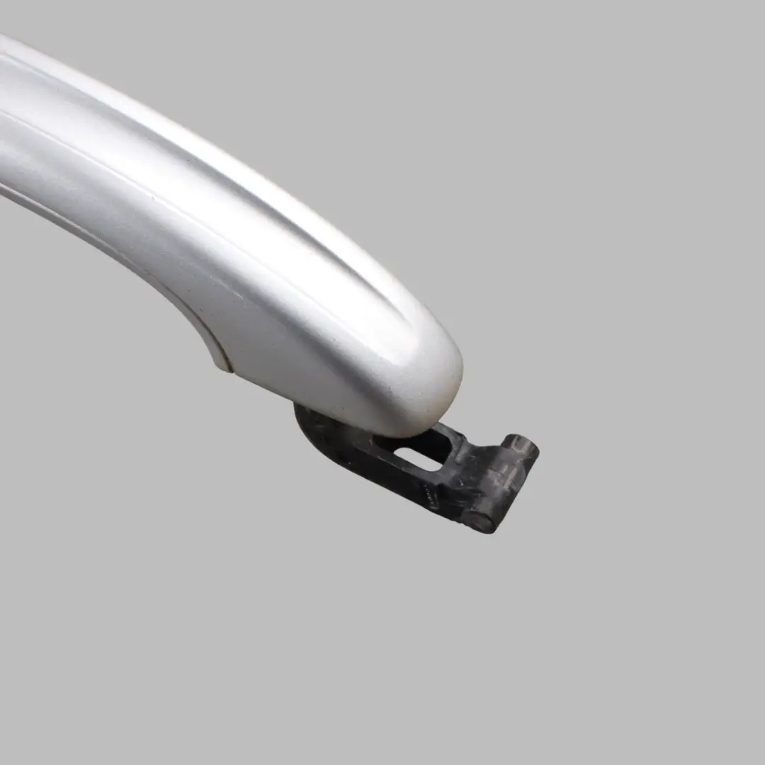 Front Rear Door Grab Handle Left N/S Ice Silver - X7W to Audi Q7 4L with Part number 4L0837205 Audi Q7 4L Front Rear Door Grab Handle Left N/S Ice Silver - X7W - SKU 4L0837205-ICS - Part number 4L0837205
