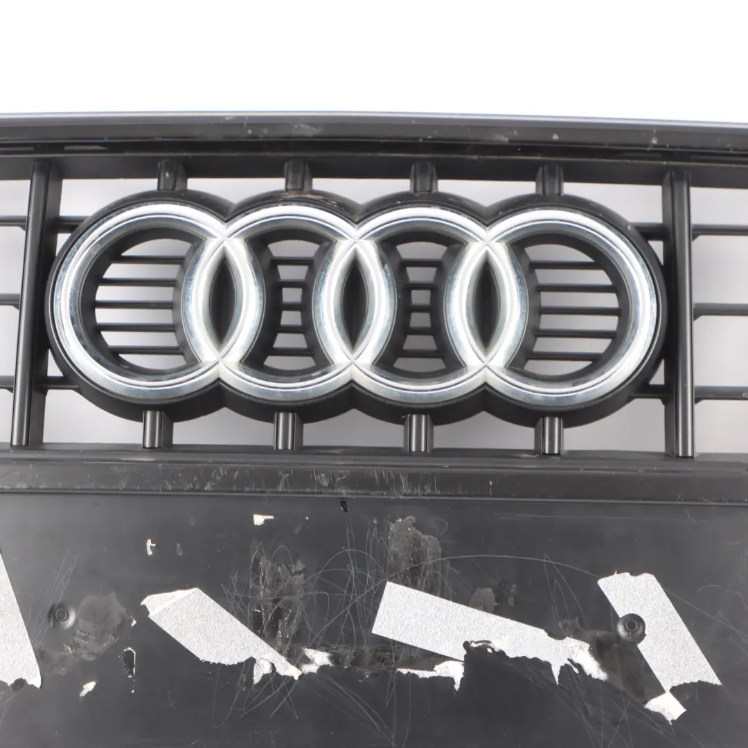 Front Bumper Radiator Centre Grille Cover Trim Panel to Audi Q7 4L with Part number 4L0853651G Audi Q7 4L Front Bumper Radiator Centre Grille Cover Trim Panel - SKU 4L0853651G - Part number 4L0853651G