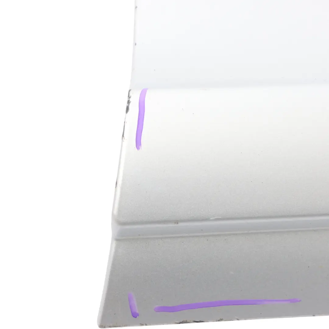 Step Cover Door Front Right O/S Ice Silver Metallic - X7W to AUDI Q7 4L with Part number 4L0853960F AUDI Q7 4L Step Cover Door Front Right O/S Ice Silver Metallic - X7W - SKU 4L0853960F-ICS - Part number 4L0853960F