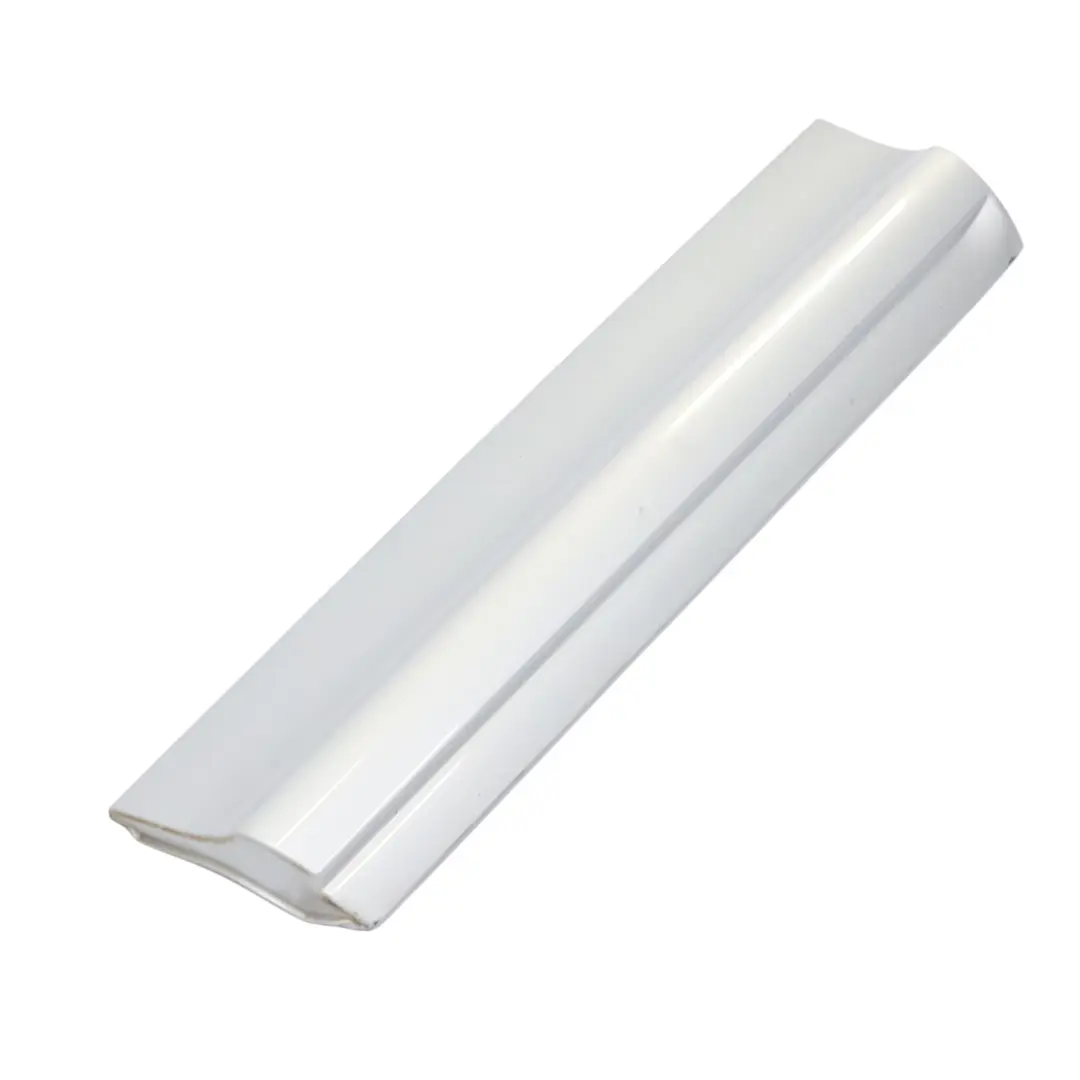 Cubrepuertas Moldura Trasera Izquierda Plata Hielo - X7W para Audi Q7 4L con número de pieza 4L0853969F Audi Q7 4L Cubrepuertas Moldura Trasera Izquierda Plata Hielo - X7W - SKU 4L0853969F-ICS - Número de pieza 4L0853969F