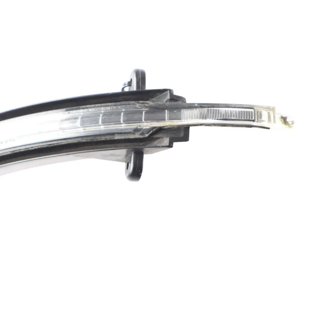 Wing Mirror Turn Indicator Right O/S Lamp Light to Audi Q7 4L with Part number 4L0949102A Audi Q7 4L Wing Mirror Turn Indicator Right O/S Lamp Light - SKU 4L0949102A - Part number 4L0949102A