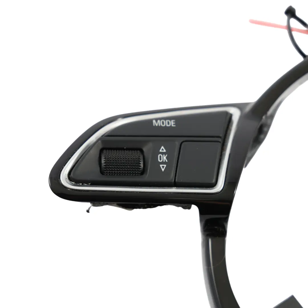 AUDI A5 8T Bouton de commande au volant - SKU 4L0951523E - Numéro de pièce 4L0951523E