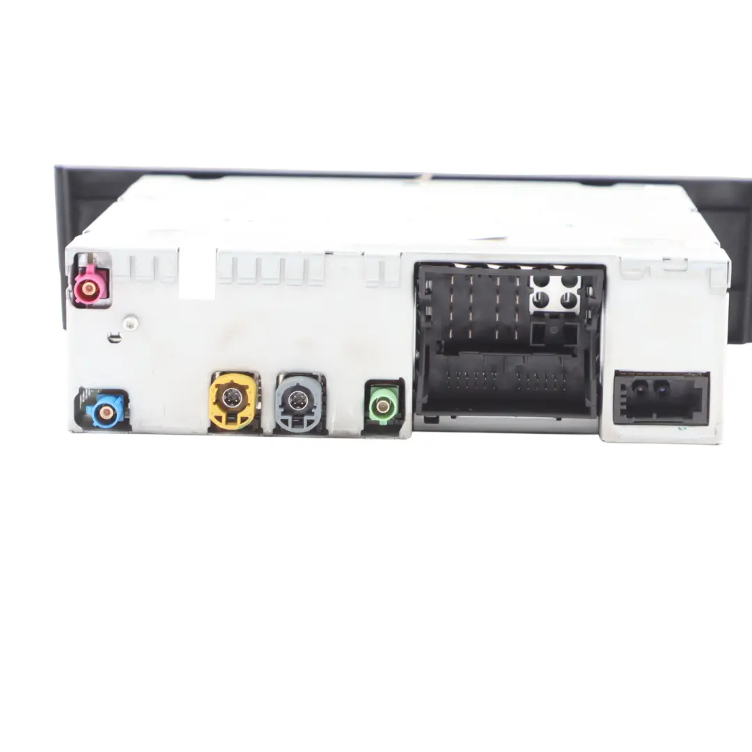 Harman Multimedia Sat Navi Radio CD Player Head Unit to Audi Q7 4L with Part number 4L2035670G Audi Q7 4L Harman Multimedia Sat Navi Radio CD Player Head Unit - SKU 4L2035670G - Part number 4L2035670G